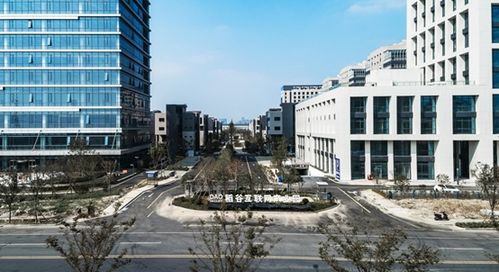 格力中央空調服務步步高集團稻谷互聯網產業園，助力智慧工廠巡展
